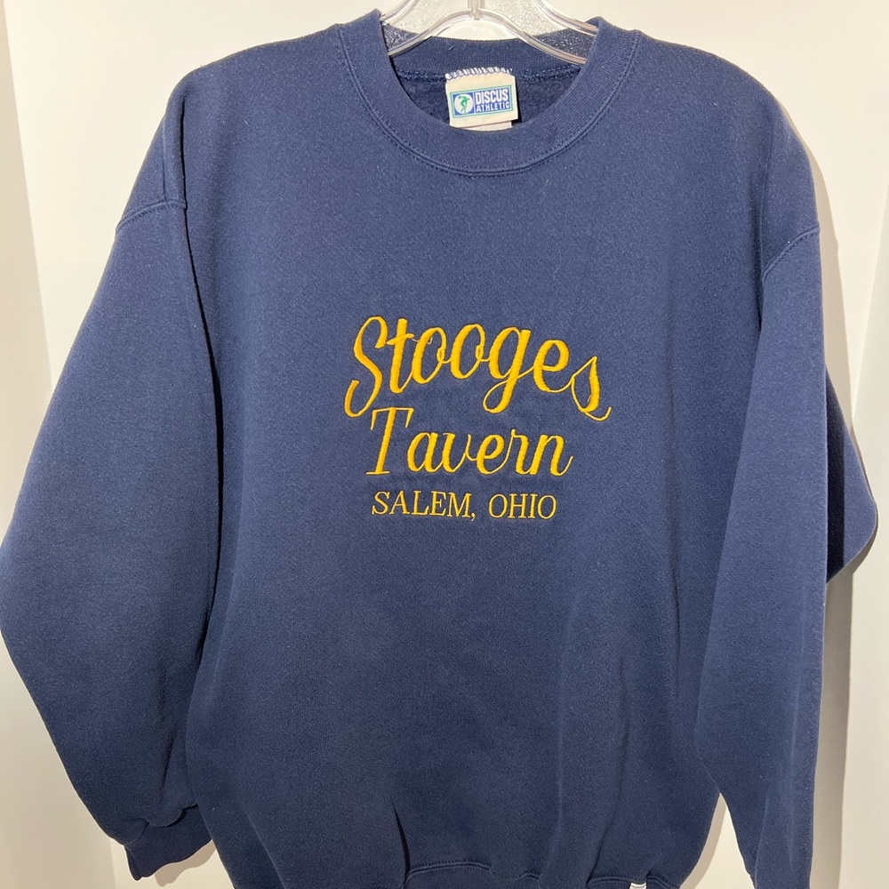 Vintage stooges tavern,‎ Salem, Ohio crewneck sweater, size large